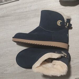 Kookaburra by ugg short